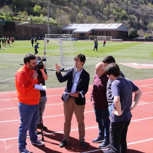 González demana la implicació del Govern en la millora dels equipaments d'atletisme de l'Estadi Comunal
