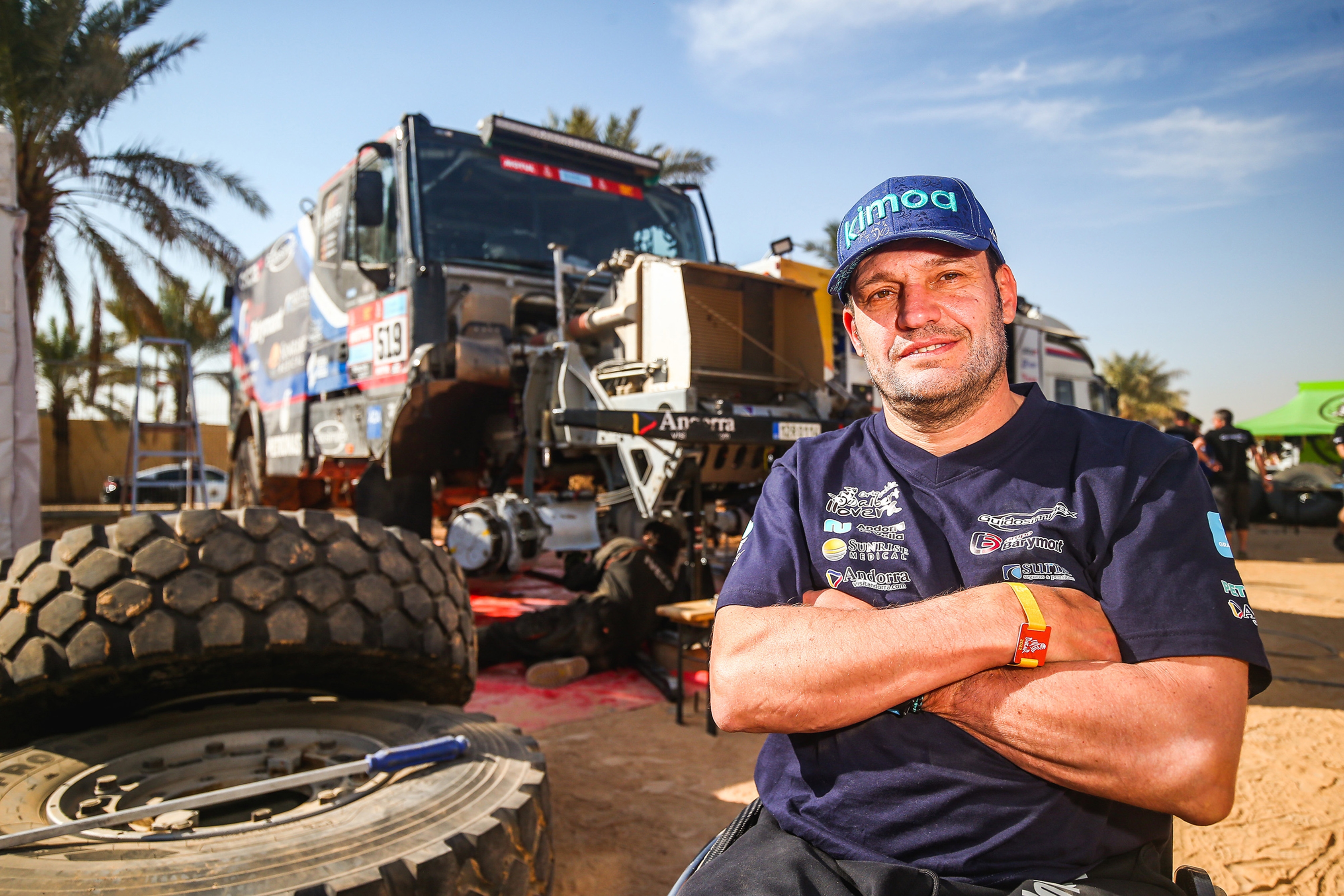 /tmp/157669_519LloDakar7446962.jpg